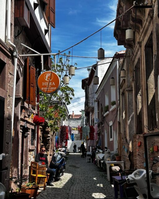 The best way to understand a destination is to experience it. ✈️ 🌍

From colorful streets and local markets to unforgettable cultural experiences, Türkiye offers something around every corner.

Interested in discovering Türkiye for yourself? Connect with our travel agency today to start planning your adventure.

#IntrepidTravel #OnlyIntrepid #Türkiye #TravelInspiration #TravelAdvisor