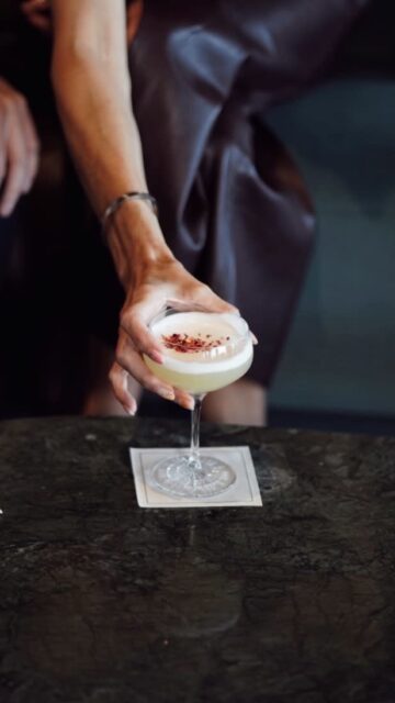 Welcome to S.A.L.T. Bar, where every drink is a work of art. Silversea’s Sea And Land Taste program provides immersive culinary experiences onboard and ashore.