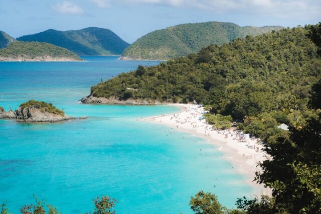 Crystal‑clear turquoise water, powder‑soft sand, and one of the most breathtaking bays in the Caribbean - Trunk Bay in St. John is pure paradise. 🌴💙
Sailing here with Celebrity Cruises means waking up to views just like this, enjoying modern luxury onboard, and exploring some of the Caribbean’s most stunning islands with total ease.
If this dreamy shoreline is calling your name, contact me today and let me plan your Celebrity Caribbean escape! ☀️🌊
#bookcelebritycruises #caribbean #nothingcomesclose 
Soaring Holidays
(508) 441-8706
WESTPORT
carlywhite@soaringholidays.com
http://www.SoaringHolidays.com